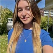 Motivée et prête à aider vos enfants, petits ou grands, à évolués :)